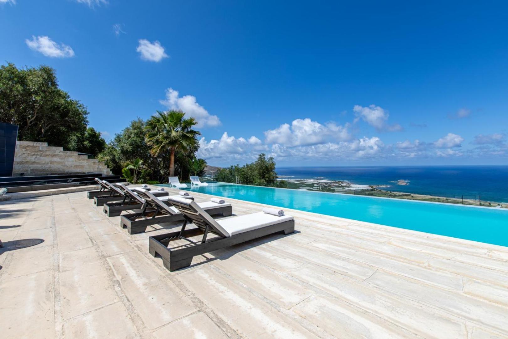 פלאסרנה Villa Dione Palace מראה חיצוני תמונה