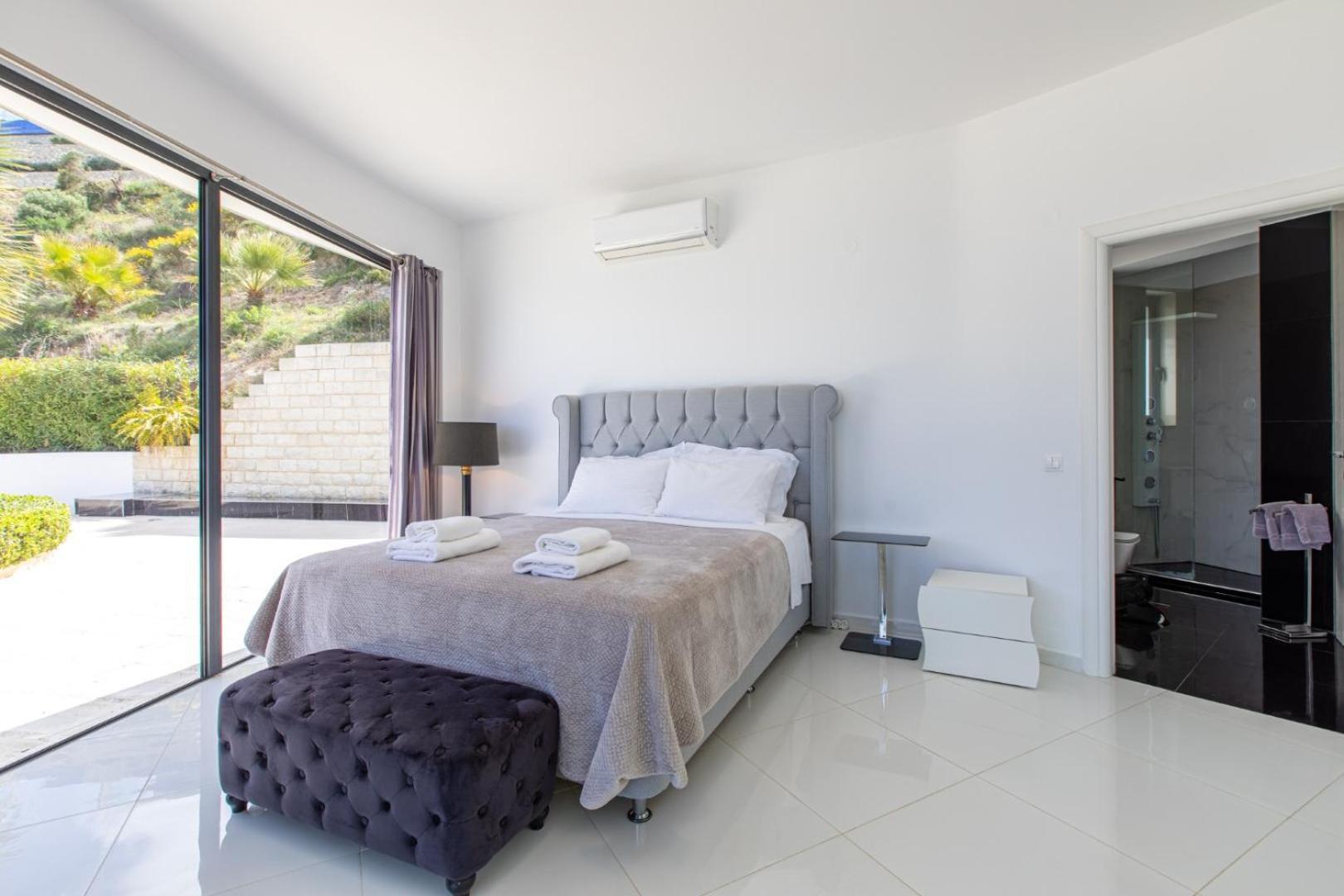 פלאסרנה Villa Dione Palace מראה חיצוני תמונה